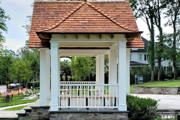 12x20 vinyl pavilion with cedar shakes