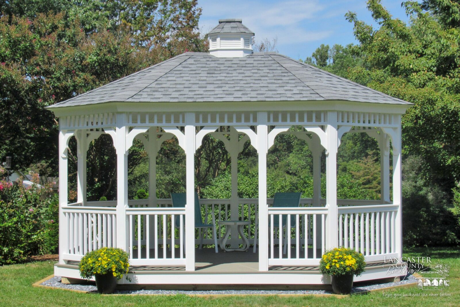 pergola vs gazebo oval