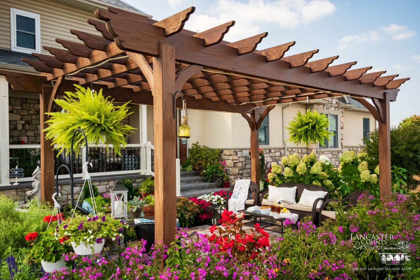 Beautiful Pergola vs gazebo