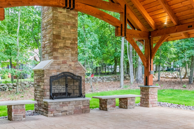 24x24 grand teton interior with fans