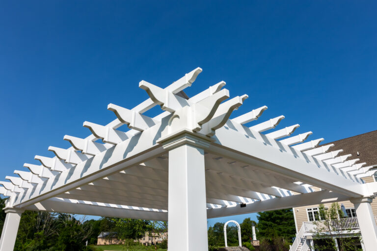 vinyl pergola 768x512 f50 50