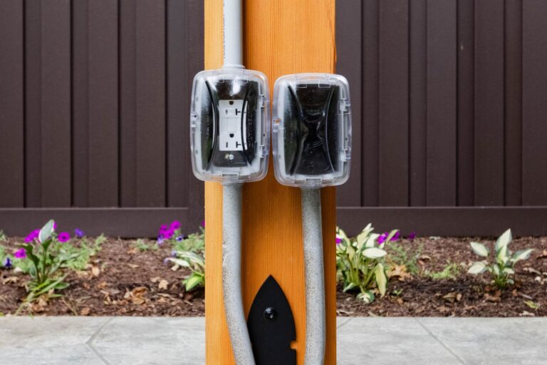 Electrical outlet on 20x24 Kingston Timber Frame Pavilion