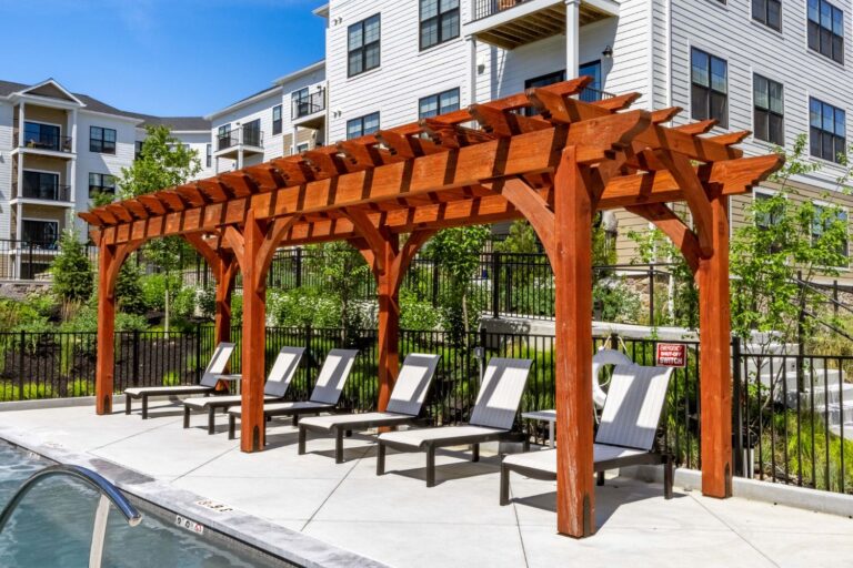 7x30 Boulder Pergola