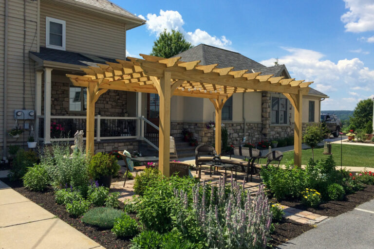 amish built wooden pergola