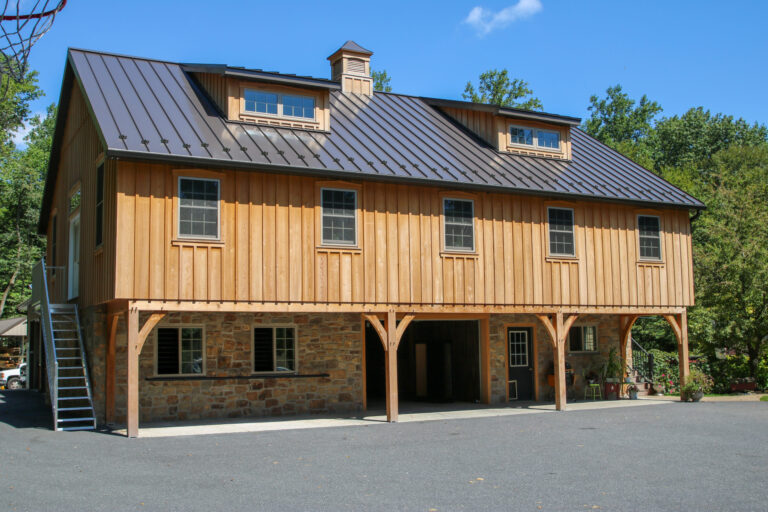 narvon run construction timber frame pavilion in Narvon, PA