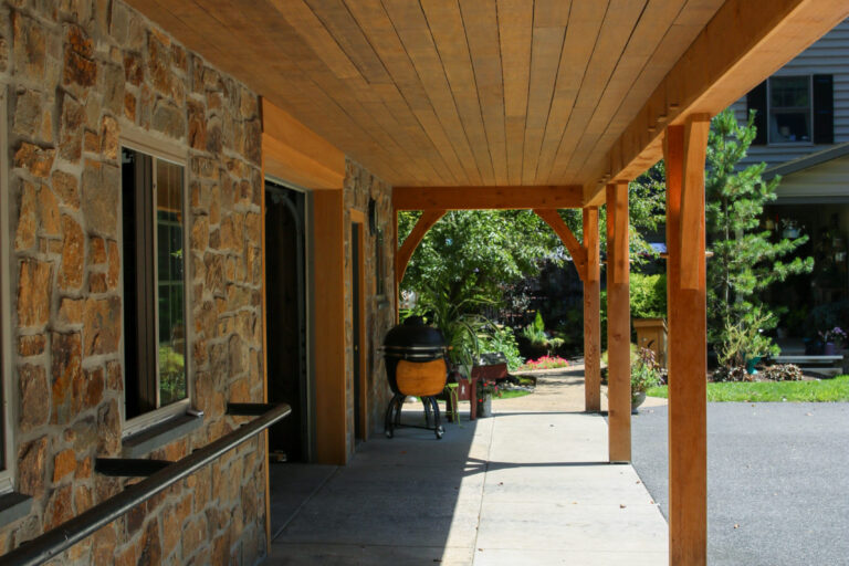 narvon run construction timber frame pavilion in Narvon, PA