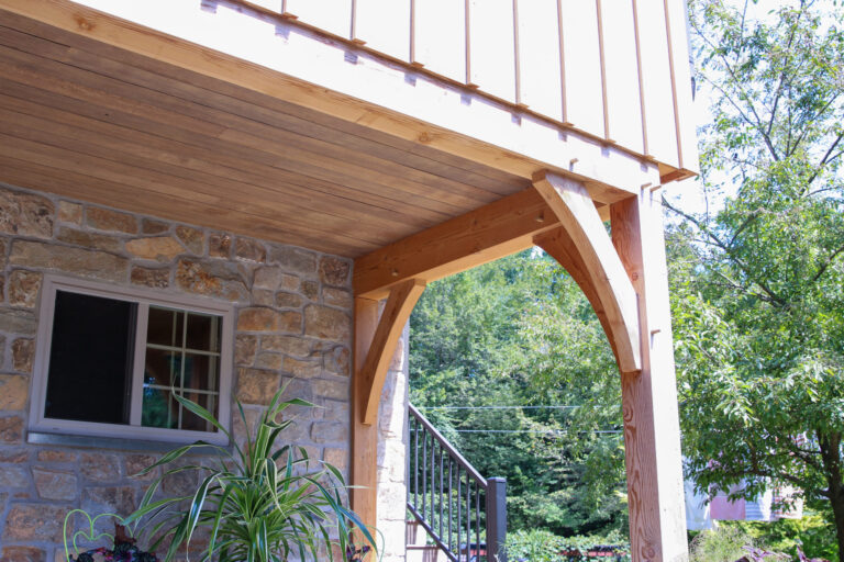 narvon run construction timber frame pavilion in Narvon, PA