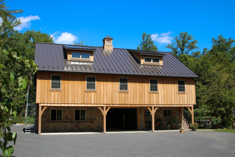 narvon run construction timber frame pavilion in Narvon, PA