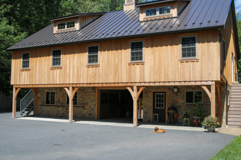 narvon run construction timber frame pavilion in Narvon, PA